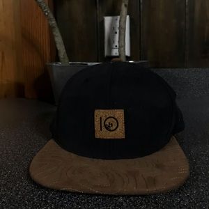 Perfect condition never worn Ten Tree hat